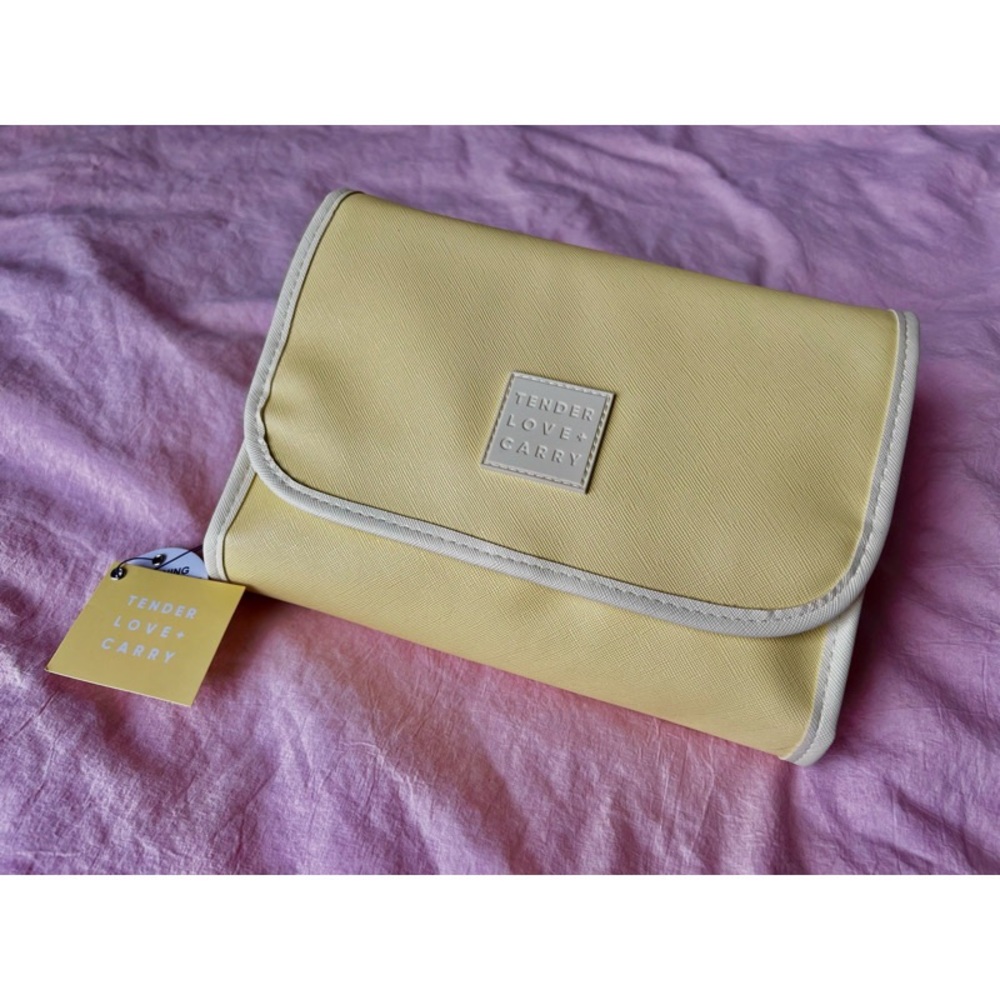 Tender Love + Carry Hanging Toiletry Bag